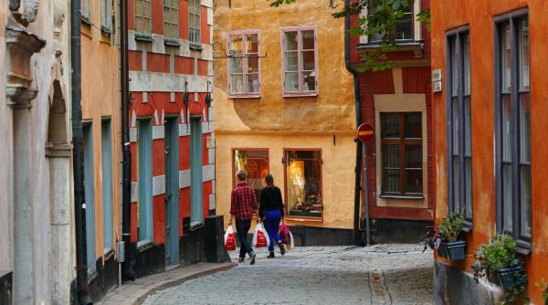 suedia se pregateste pentru ce e mai rau cetatenii trebuie sa isi faca stocuri de mancare combustibil si bani cash