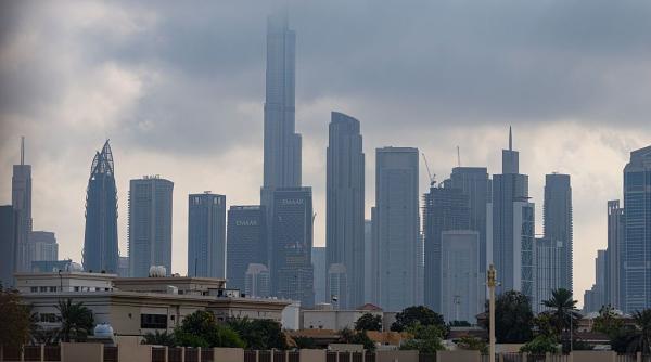 Un turist a fost arestat în Dubai pentru că a filmat un atac cu rachete iraniene
