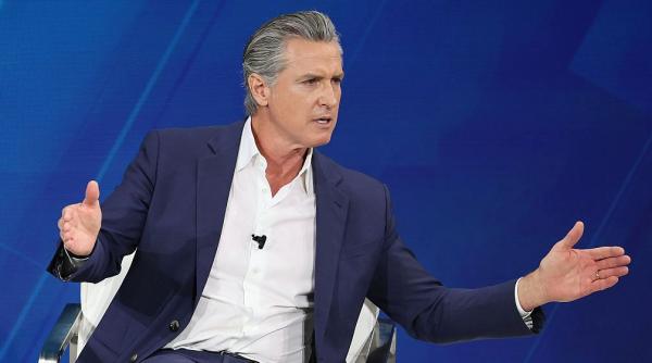 posibilele atacuri cu drone din iran asupra califorinei reprezinta o amenintare critica spune guvernatorul gavin newsom