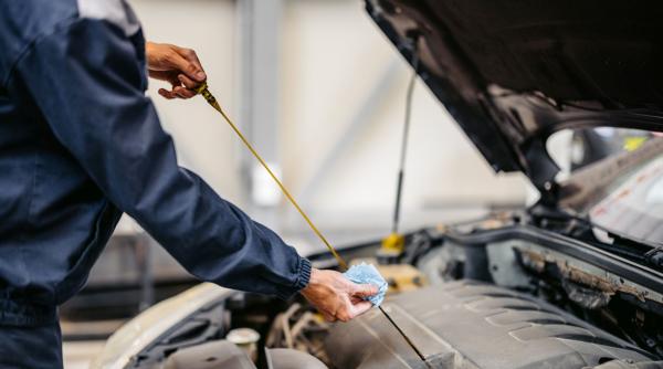 gata de ce sa duci masina la service cand se incalzeste vremea semnele la care trebuie sa fii atent