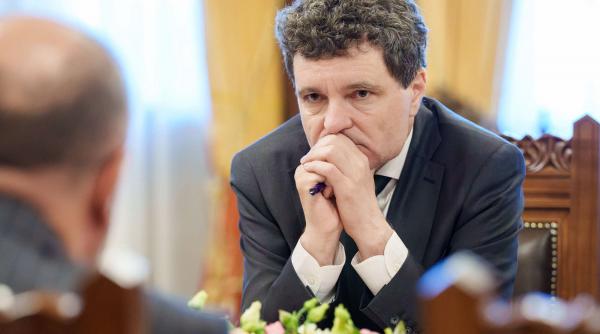 Criza prețurilor la carburanți: Nicușor Dan i-a chemat la Cotroceni pe reprezentanții OMV Petrom