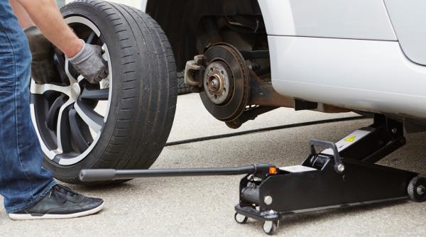 cand se pun anvelopele de vara in 2026 regula pe care toti soferii trebuie sa o stie