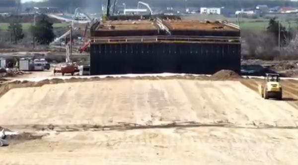 directorul cnair le cere constructorilor sa accelereze lucrarile la a0 pistol sa recupereze intarzierile si sa respecte termenul