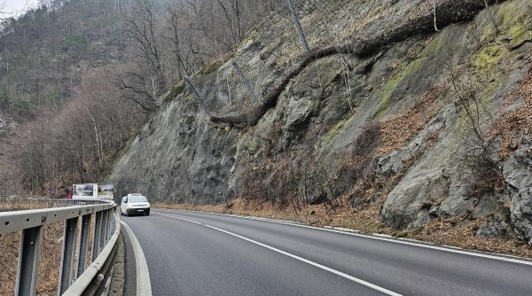 restrictii de circulatie pe valea oltului timp de trei luni rutele alternative pentru soferi