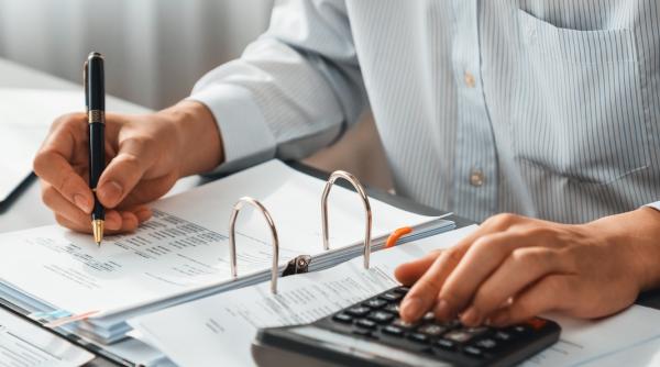 Se pregătesc de criză? Banca Angliei cere creditorilor să-şi sporească lichidităţile. Sunt simulate şi retragerile urgente de cash