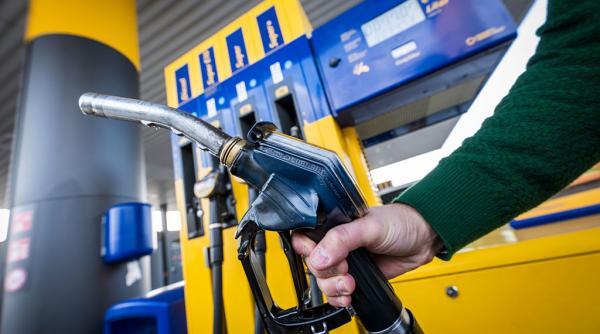 slovacia ia in calcul sa scumpeasca motorina pentru soferii din afara tarii dupa ce benzinariile au fost secatuite de polonezi