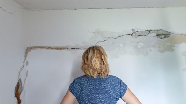 harta zonelor de risc se extinde in romania milioane de locuinte amenintate