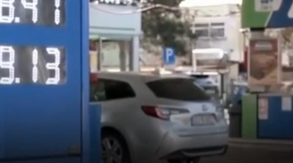 O nouă creștere a prețului la carburanți, Guvernul întârzie măsurile