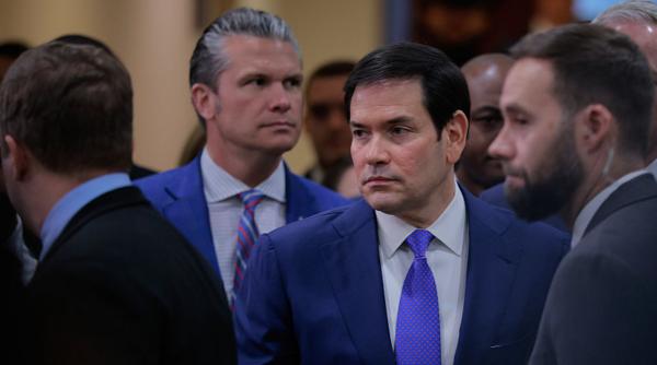 alerta de securitate la washington drone neidentificate au fost detectate survoland baza militara unde locuiesc rubio si hegseth