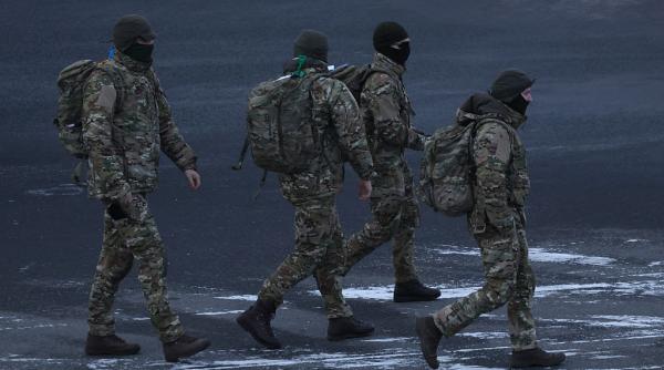 Militarii danezi au ajuns în Groenlanda în ianuarie cu pungi de sânge și explozibili, gata de luptă dacă Trump invada insula