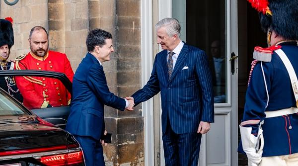Nicușor Dan a fost primit, la Bruxelles, de Regele Belgiei. Ce au discutat cei doi