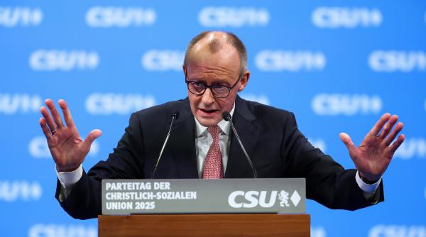 europarlamentarii ppe l au infuriat pe friedrich merz dupa ce au intrat intr un grup de whatsapp cu membrii extremei drepte din pe