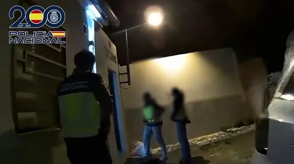 schema prin care un cuplu de romani a facut un milion de euro printr o inselaciune cu masini de lux in spania