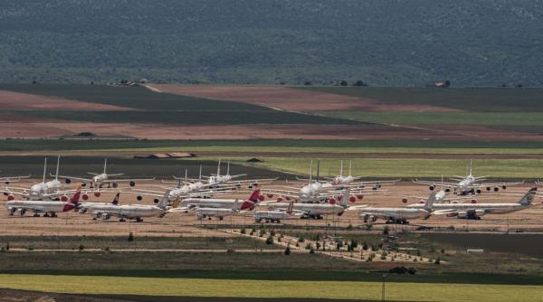 un aeroport izolat din spania devine din nou parcare pentru avioane de data aceasta din cauza razboiului din iran