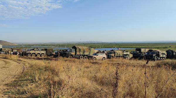navigatia pe bratul macin al dunarii oprita doua zile pentru instructaj militar alte doua poligoane fac exercitii cu munitie reala