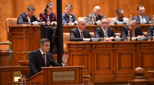 Surse: PSD îi cere lui Bolojan măsuri suplimentare pentru prețul benzinei şi motorinei. Care sunt condițiile lui Grindeanu
