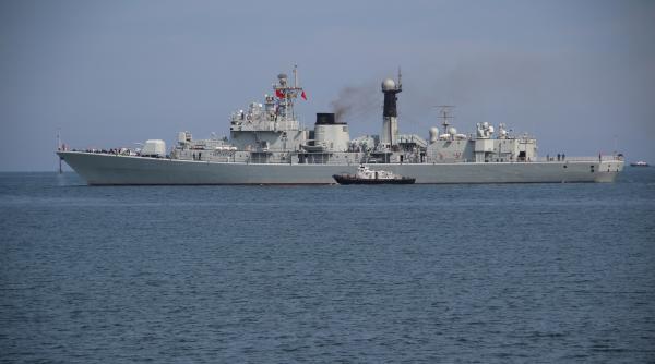 Zeci de nave din China cartografiază fundul oceanelor. Hărțile sunt esențiale pentru un război submarin cu SUA