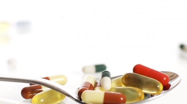 Bolnavii cronici, în pericol din cauza comerțului cu medicamente false. Cum se poate verifica autenticitatea unui produs