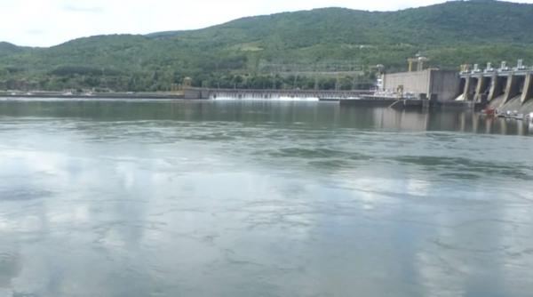 semnal de alarma debitul dunarii in declin afecteaza productia de energie si economia