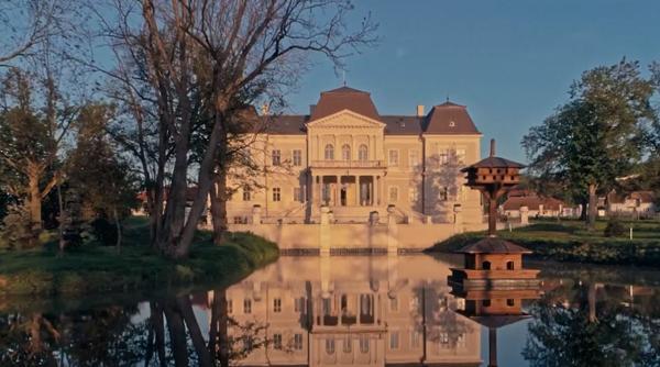 cum a fost readus la viata castelul banffy din rascruci simbol al transilvaniei a fost nominalizat la destinatia anului 2026