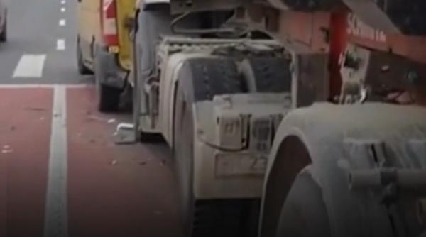 accident grav in dambovita intre un microbuz scolar si un tir 4 copii raniti a fost activat planul rosu de interventie