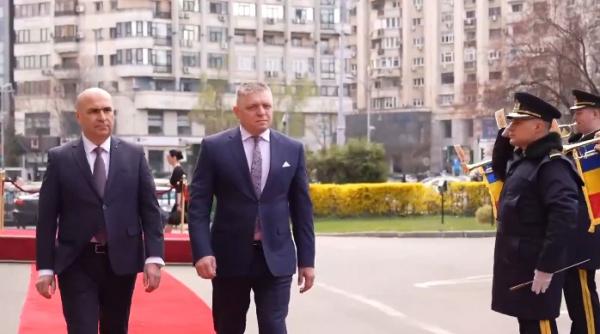 ilie bolojan l a primit pe robert fico la palatul victoria premierul slovac s a intalnit si cu nicusor dan