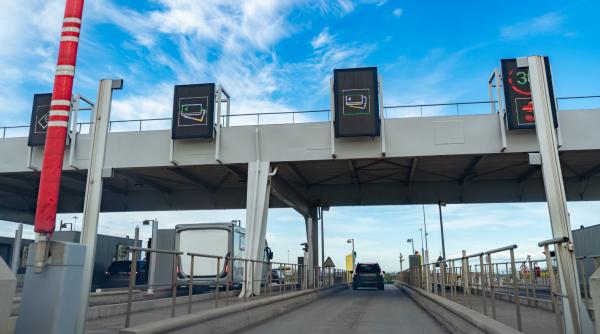 un sofer de tir roman a circulat in franta fara sa plateasca taxe de drum de 13 000 de euro cum a procedat