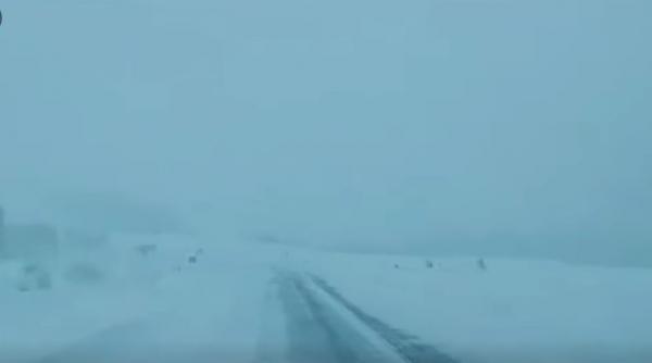 iarna s a intors in forta in romania strat de zapada de peste 35 de cm in unele zone a fost emis un nou un portocaliu de ninsori