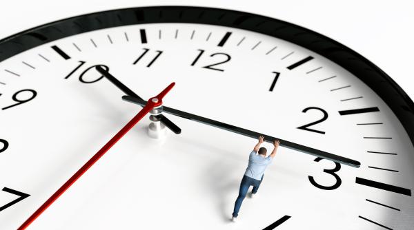 De ce o oră are 60 de minute și nu 100? Povestea timpului așa cum îl știm și de ce nimeni nu a putut să-l schimbe