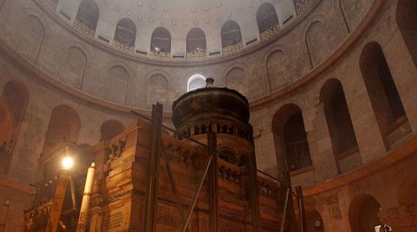 interzicerea accesului in biserica sfantului mormant la ierusalim ue denunta o incalcare a libertatii religioase