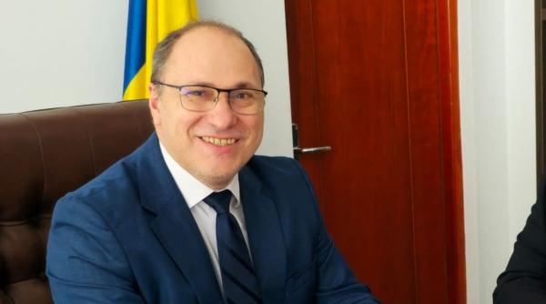 noul ministru al educatiei anunta ca din toamna ar putea creste salariile profesorilor