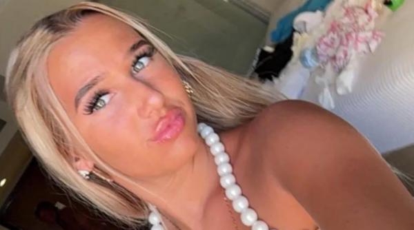 o fata de 16 ani a fost injunghiata mortal in spate din cauza unui baiat mai multi arestati intre care si o tanara de 18 ani