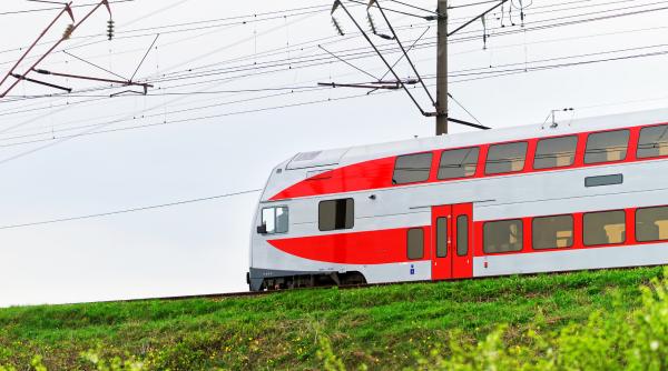 pretul biletelor de tren se reduce la jumate de maine ca raspuns la criza scumpirii combustibililor in lituania