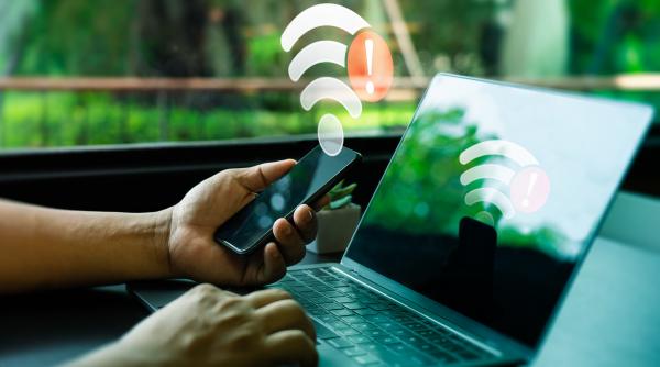 putin incearca sa decupleze rusia de la internetul global kremlinul ii tine pe rusi in blackout digital de luni de zile