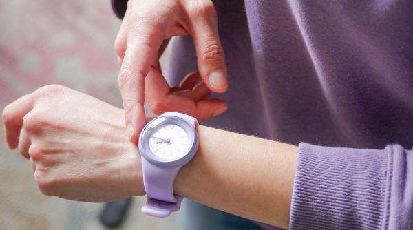 sondaj inscop aproape jumatate dintre romani nu vor schimbarea orei