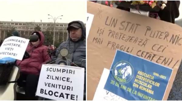 Sute de persoane cu dizabilități protestează în Piața Victoriei, nemulţumite de facilitățile la plata impozitelor pe imobile și mașini