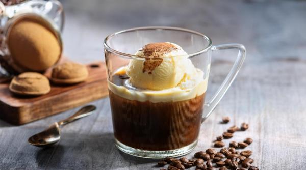 Primăvara în ceașcă: 6 rețete de cafea pe care trebuie să le încerci în acest sezon