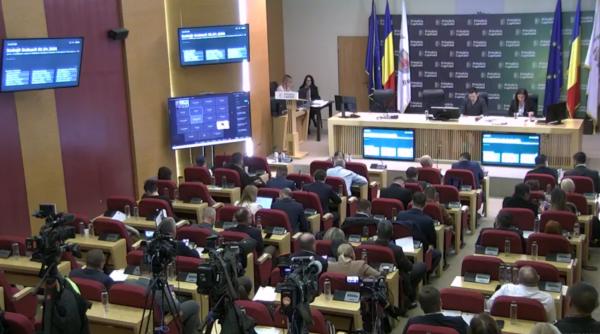 122 de angajati de la primaria bucuresti vor fi dati afara proiectul de reorganizare a fost adoptat de consiliul general