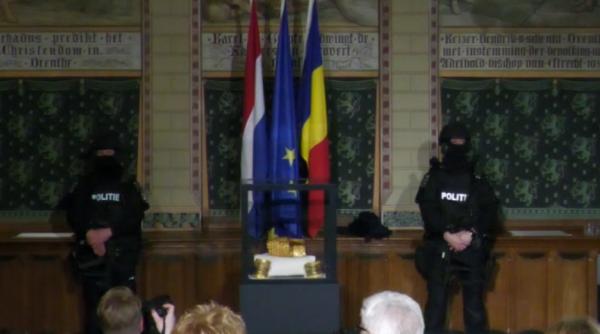 coiful de la cotofenesti prezentat oficial publicului intr o conferinta de presa de la muzeul drents