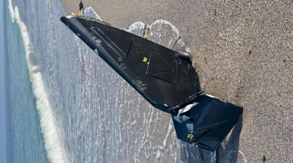 alerta in tuzla pe plaja au fost gasite ceea ce par a fi bucati de drona