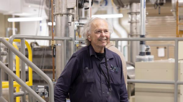 un fizician de renume si fiica sa ingroapa mini reactoare nucleare la peste un km sub pamant cine sunt elizabeth si richard muller