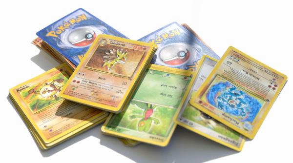 Cartonașele Pokemon au devenit noua țintă a hoților: “Valorează zeci de mii de dolari și le bagi literalmente în buzunar”