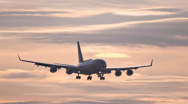 Italia introduce restricții la kerosen în patru aeroporturi: Piloții, sfătuiți să calculeze atent cât combustibil mai au