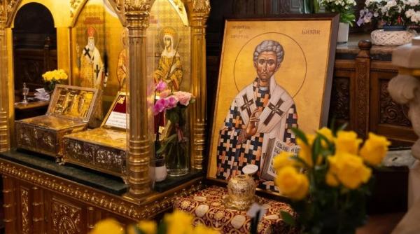 moastele sfantului lazar au fost depuse la catedrala patriarhala