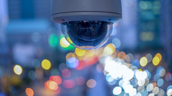 te vad te recunosc si stiu unde mergi ai a transformat camerele rutiere din sua intr un sistem de supraveghere in masa