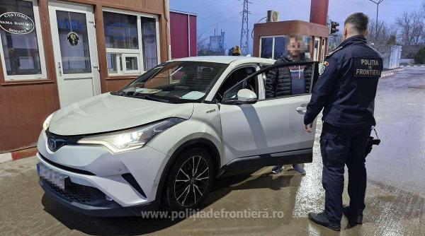 Un șofer bulgar a vrut să intre în România cu o mașină clonă. Polițiștii au confiscat-o la vamă, în Iași