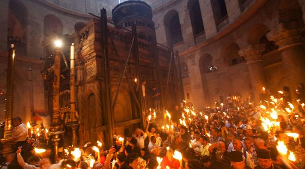 sfanta lumina va fi adusa in romania in sambata mare cu o cursa speciala de la ierusalim