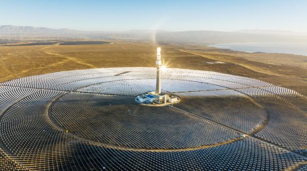 china a inceput constructia celei mai inalte centrale solare din lume proiect gigant in tibet in plina criza energetica globala