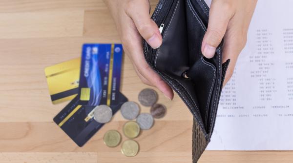 mii de angajati de la liberty galati santierul naval mangalia si romaero isi primesc salariile restante cand le ajung banii in cont