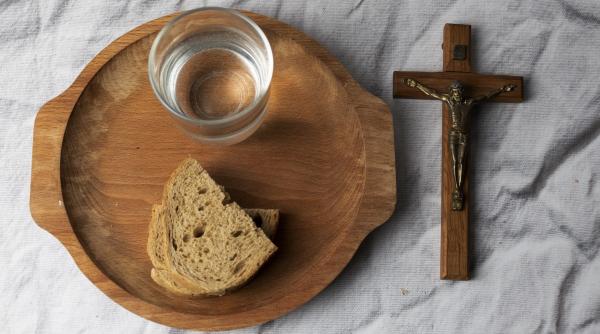 postul negru din vinerea mare greselile pe care multi romani le fac fara sa stie mare atentie si la produsele toxice din piete